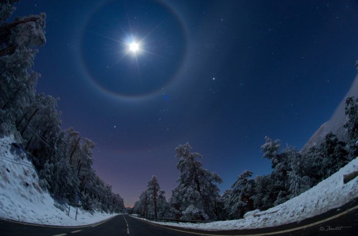 What is the biblical meaning of a halo around the moon? in 2023